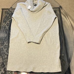 GAP Light Gray Knit Turtleneck